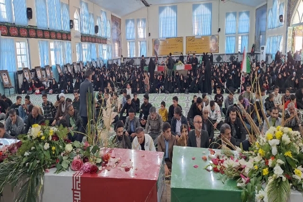 فیلم/ استقبال پرشور مردم پاتاوه از پیکر مطهر شهدای گمنام