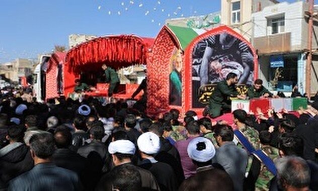 تصاویر/مردم شهیدپرور شهر چادگان میزبان کاروان اهالی بهشت