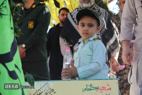 استقبال باشکوه مردم دانسفهان از «کاروان بهشت» و شهید «صفی صمغ‌آبادی»