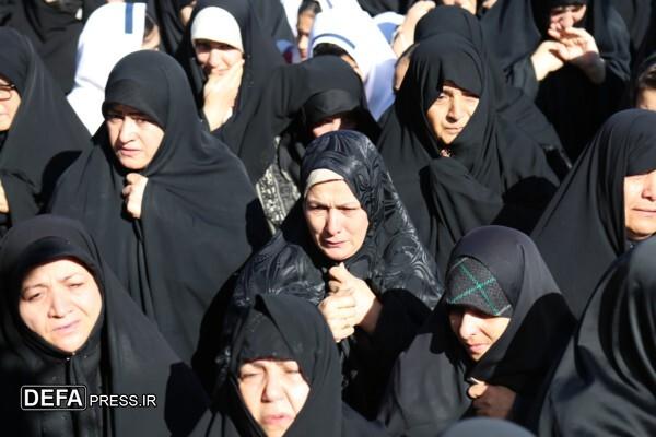 استقبال باشکوه مردم دانسفهان از «کاروان بهشت» و شهید «صفی صمغآبادی» استقبال باشکوه مردم دانسفهان از «کاروان بهشت» و شهید «صفی صمغآبادی»