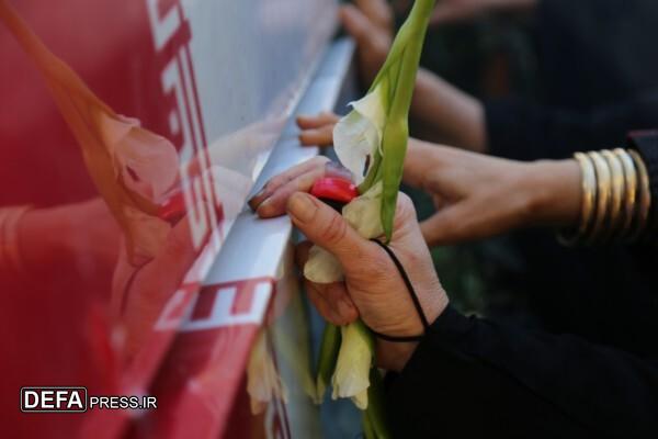 مردم شهر اسفرورین با «کاروان بهشت» پیمان دوباره بستند مردم شهر اسفرورین با «کاروان بهشت» پیمان دوباره بستند