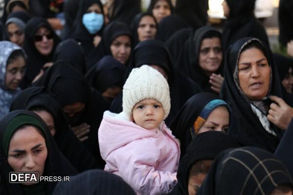 مردم شهر اسفرورین با «کاروان بهشت» پیمان دوباره بستند مردم شهر اسفرورین با «کاروان بهشت» پیمان دوباره بستند