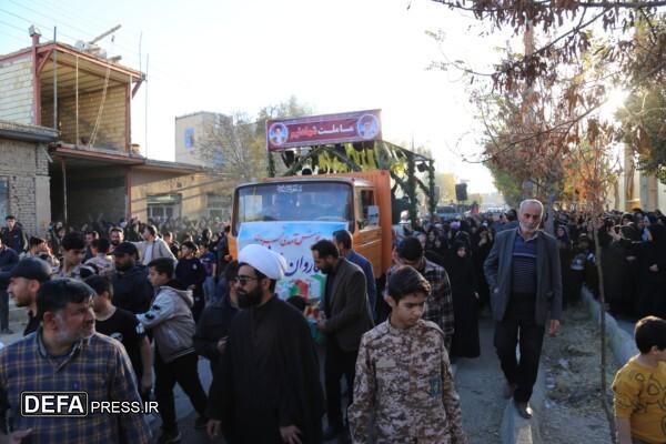 مردم شهر اسفرورین با «کاروان بهشت» پیمان دوباره بستند مردم شهر اسفرورین با «کاروان بهشت» پیمان دوباره بستند