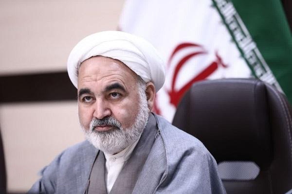 کتاب و عترت سرچشمه هدایت و انسان‌سازی‌اند