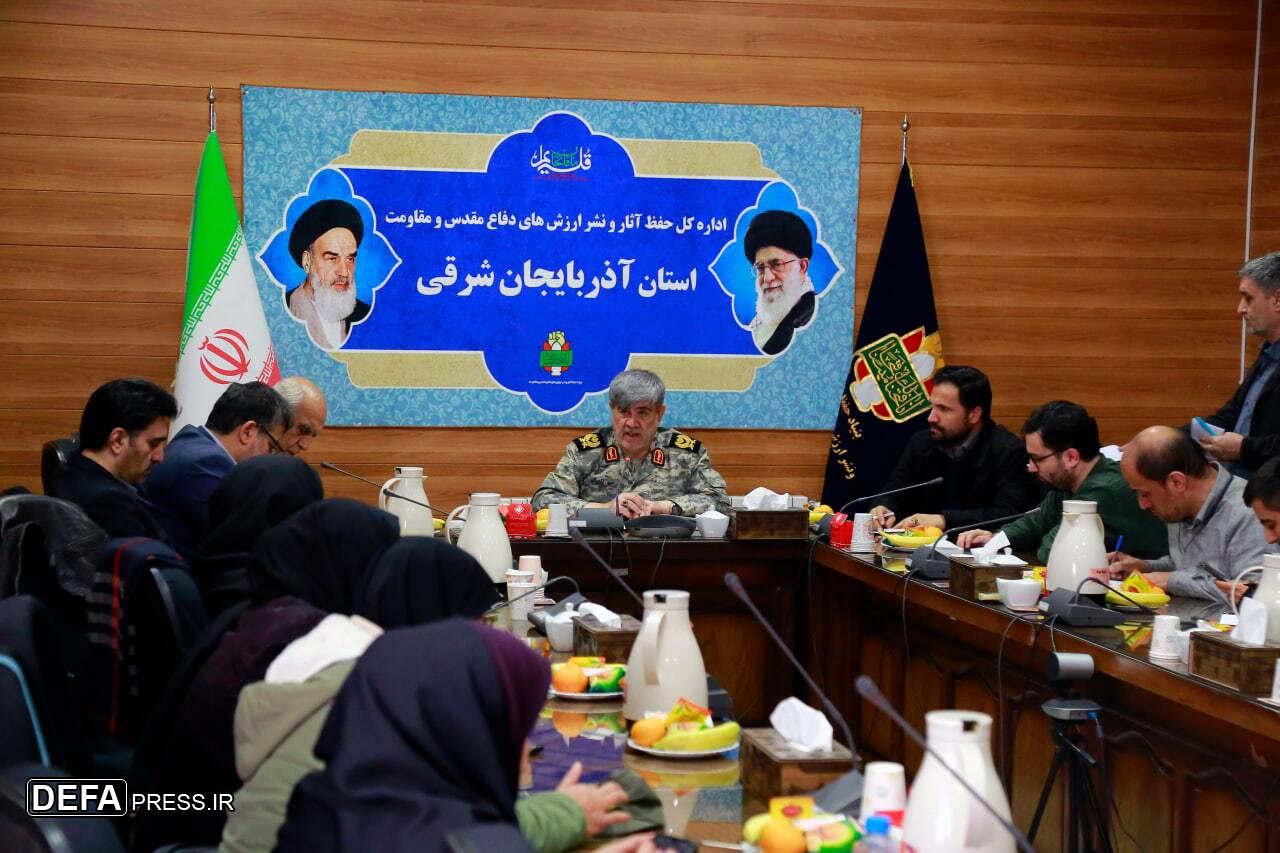 تشییع پیکر شهدای گمنام همزمان با شهادت حضرت زهرا(س) در تبریز تشییع پیکر شهدای گمنام همزمان با شهادت حضرت زهرا(س) در تبریز