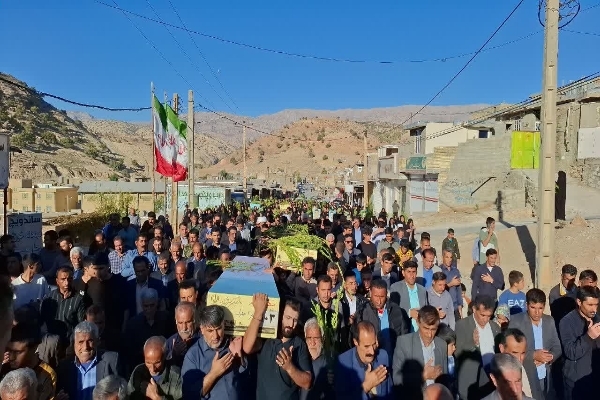 فیلم/ استقبال باشکوه از پیکر مطهر شهدای گمنام در قلعه رئیسی