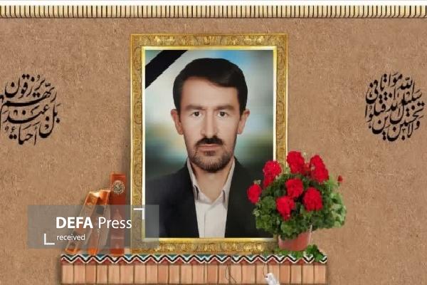 تشییع پیکر شهید «علی فتحآبادی» در نیشابور تشییع پیکر شهید «علی فتحآبادی» در نیشابور