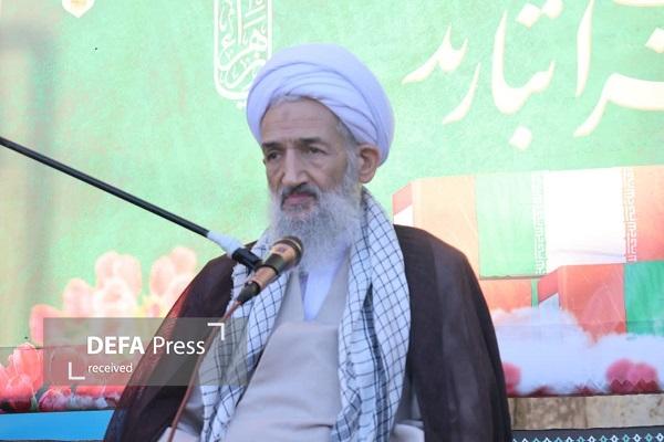 شهدا با تأکید بر حجاب، ولایت و نماز راه عزت را نشان دادند