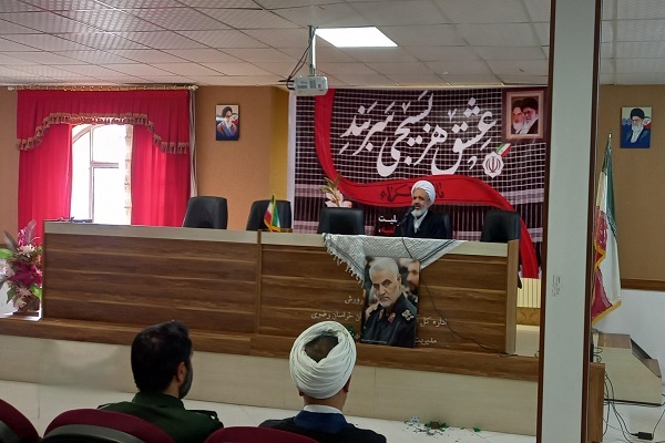 نهادینه‌شدن سیره فاطمی مانع بروز انحراف در جامعه می‌شود