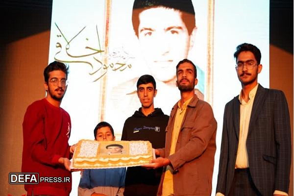 تولد نخستین شهید دفاع مقدس کرمان با ابتکار جوانان انقلابی برگزار شد+تصاویر تولد نخستین شهید دفاع مقدس کرمان با ابتکار جوانان انقلابی برگزار شد+تصاویر