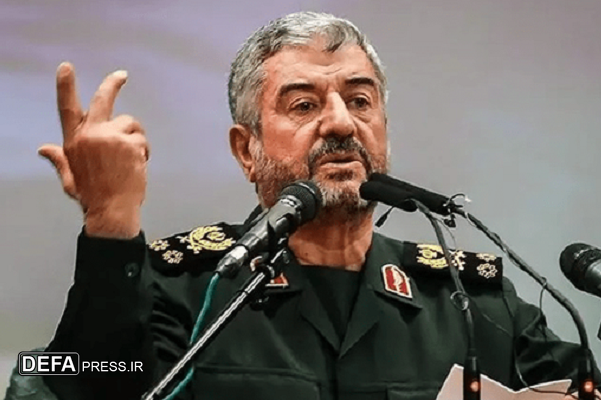 سرلشکر جعفری: بهاندازه کافی موشک با بردهای مختلف داریم سرلشکر جعفری: بهاندازه کافی موشک با بردهای مختلف داریم