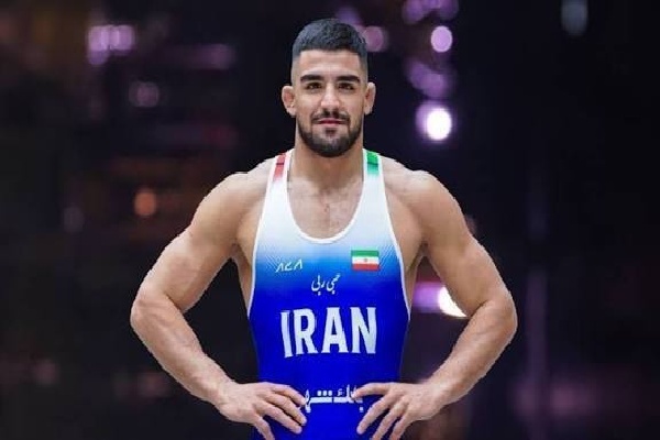 قهرمانی جهان در دستان کشتیگیر پرافتخار کردستانی قرار گرفت
