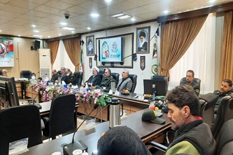 تجلیل از مادران و همسران شهدا، تجلیل از ستون‌های استقامت انقلاب است