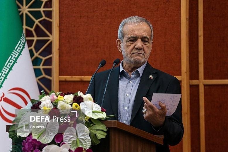 مأموریت جدید مساجد از زبان رئیسجمهور/حجاب را ابزار منازعه نکنید مأموریت جدید مساجد از زبان رئیسجمهور/حجاب را ابزار منازعه نکنید