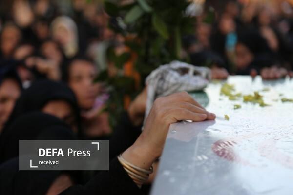 مردم تاکستان پیکر شهدای دفاع مقدس را بدرقه کردند