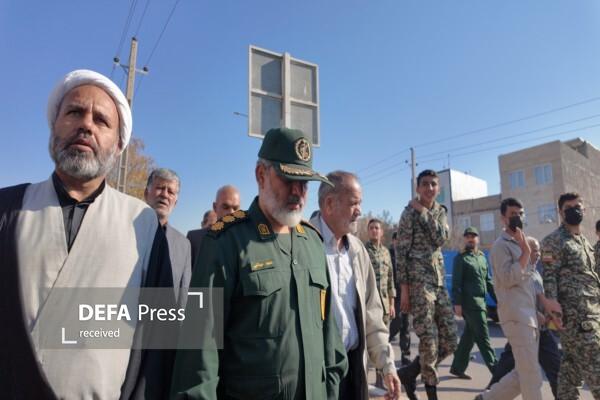 استقبال باشکوه مردم اقبالیه از کاروان هشت شهید گمنام دفاع مقدس