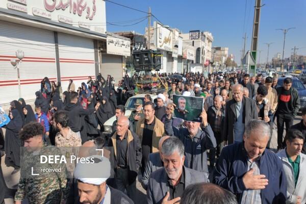 استقبال باشکوه مردم اقبالیه از کاروان هشت شهید گمنام دفاع مقدس