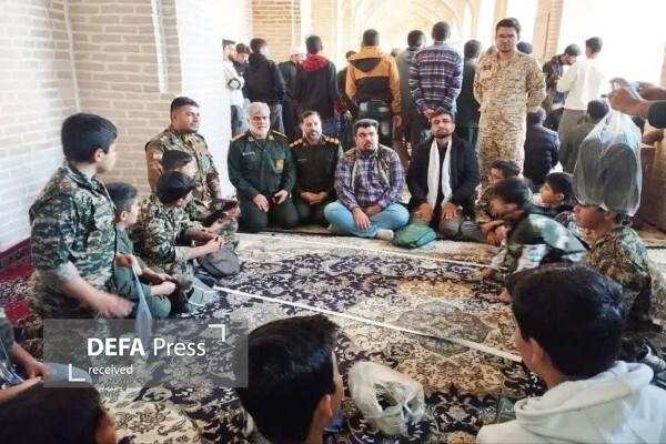 جلسه حلقه صالحین پایگاه شهدای لشکر ۱۶ زرهی در مسجدالنبی (س) قزوین برگزار شد