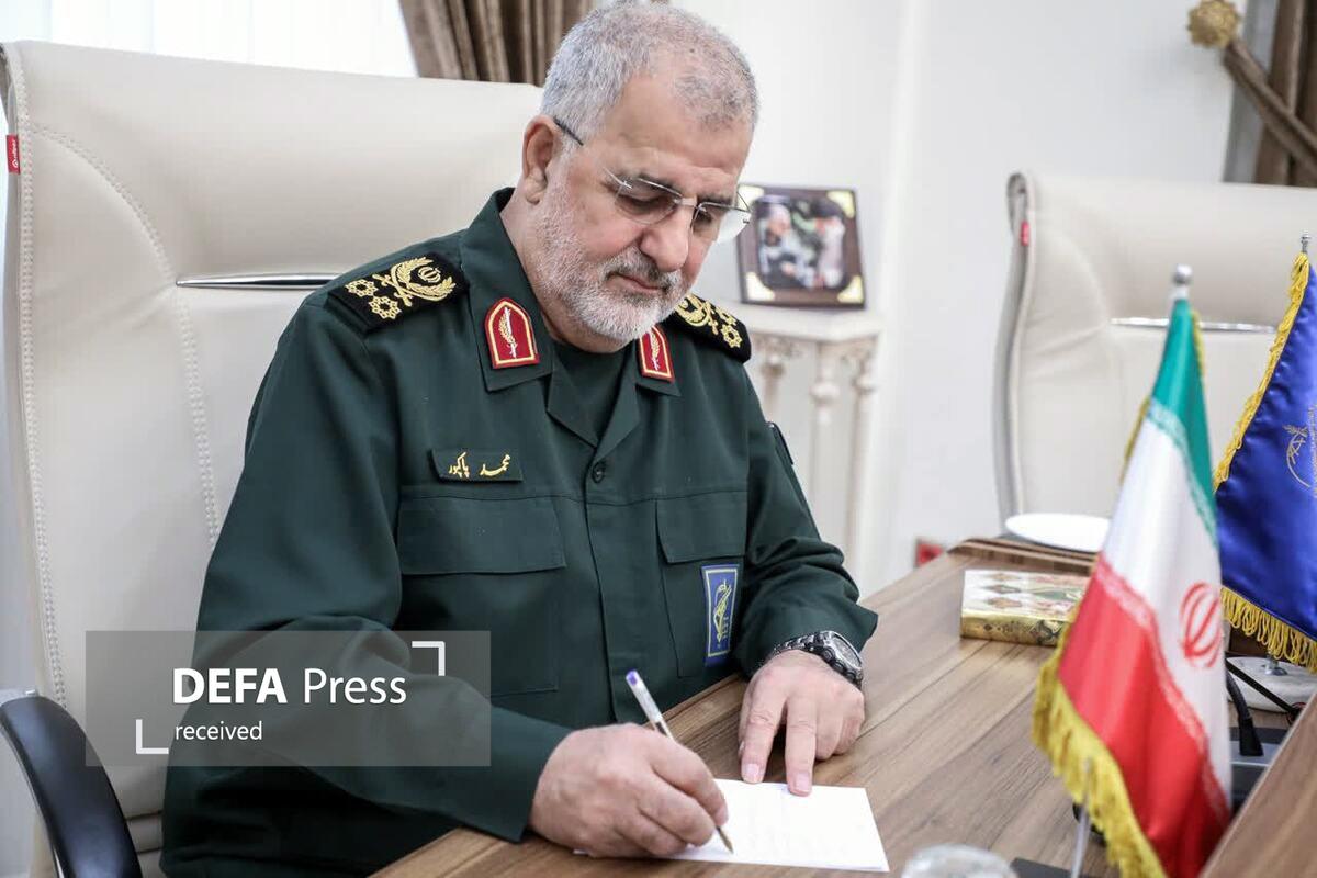 سرلشکر پاکپور: بسیج تغییردهنده دستگاه محاسباتی دشمن و الگوی غلبه بر دشمن است سرلشکر پاکپور: بسیج تغییردهنده دستگاه محاسباتی دشمن و الگوی غلبه بر دشمن است