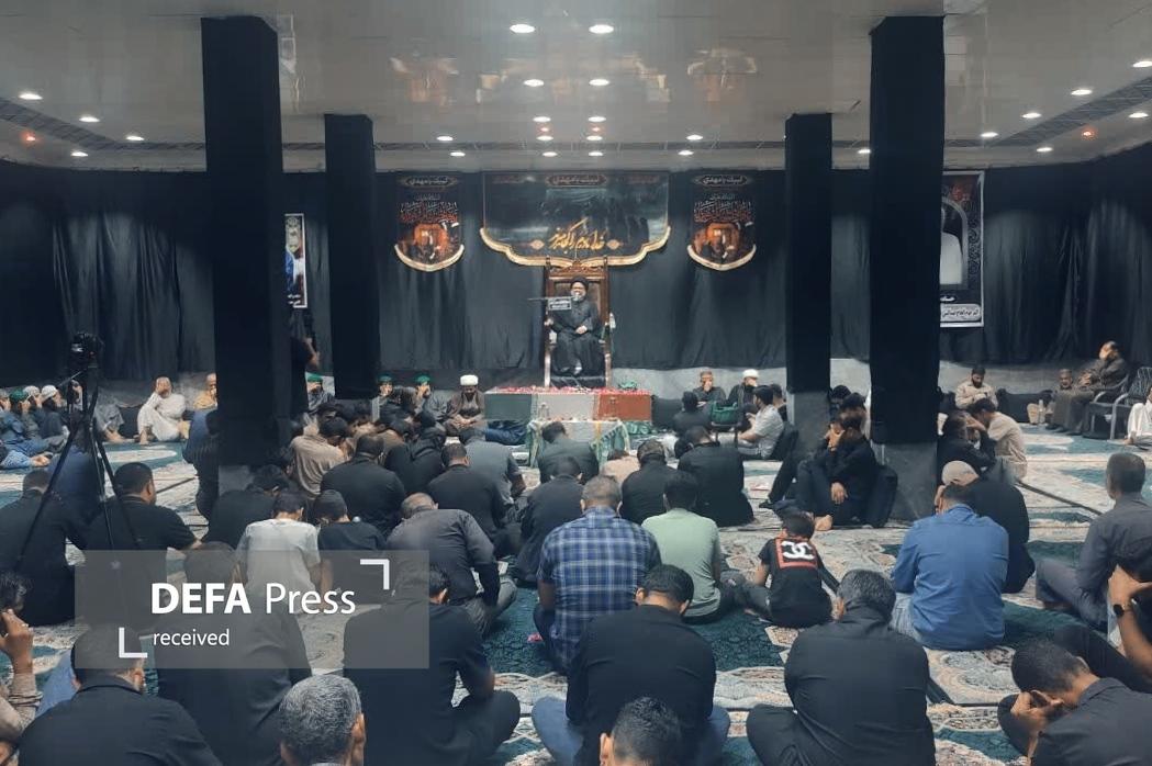 عزاداری ایام فاطمیه با تشییع شهید گمنام در بندرلنگه عزاداری ایام فاطمیه با تشییع شهید گمنام در بندرلنگه