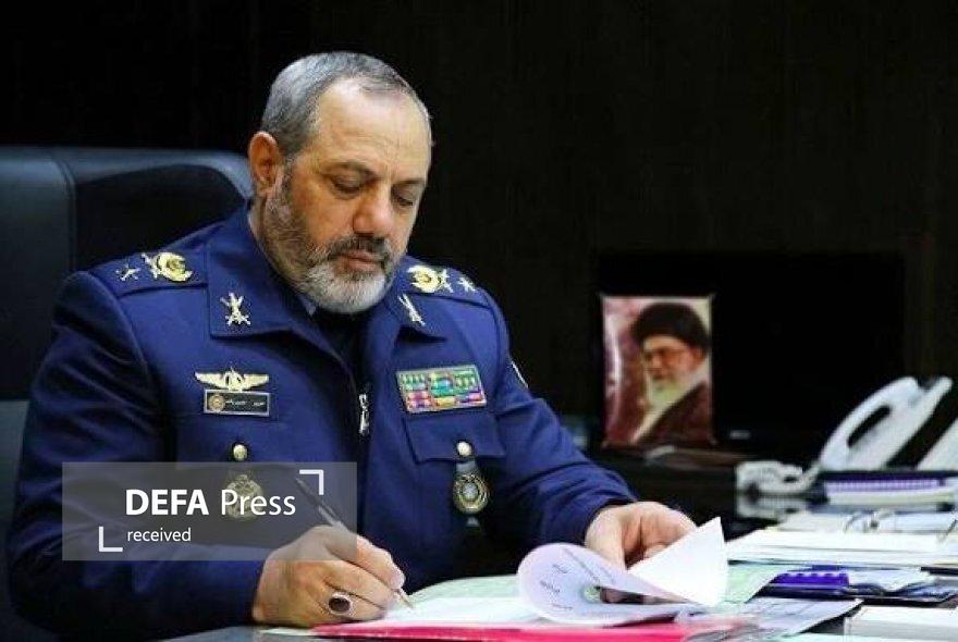 بسیج؛ رود خروشان انقلاب در مسیر تحقق به اقیانوس آرام ظهور است بسیج؛ رود خروشان انقلاب در مسیر تحقق به اقیانوس آرام ظهور است