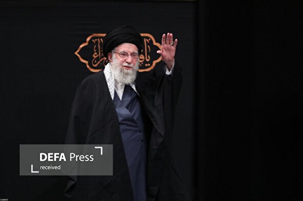 اولین شب مراسم عزاداری شهادت حضرت زهرا(س) با حضور رهبر انقلاب