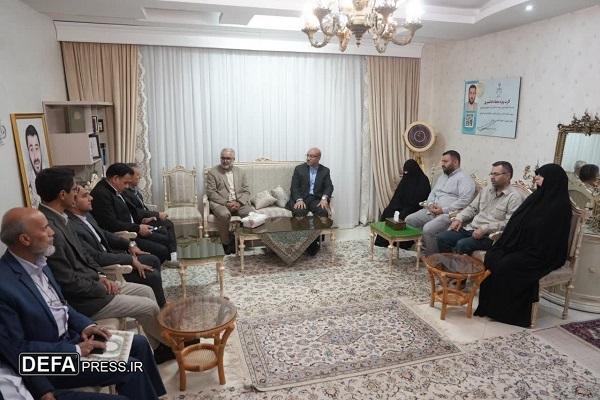 دیدار استاندار کرمانشاه با خانوادههای معظم شهیدان «نوروزی و هاشمنیا» دیدار استاندار کرمانشاه با خانوادههای معظم شهیدان «نوروزی و هاشمنیا»
