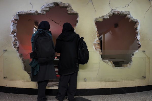 تصاویر/ بازدید دانش آموزان دختر از موزه دفاع مقدس و مقاومت همدان