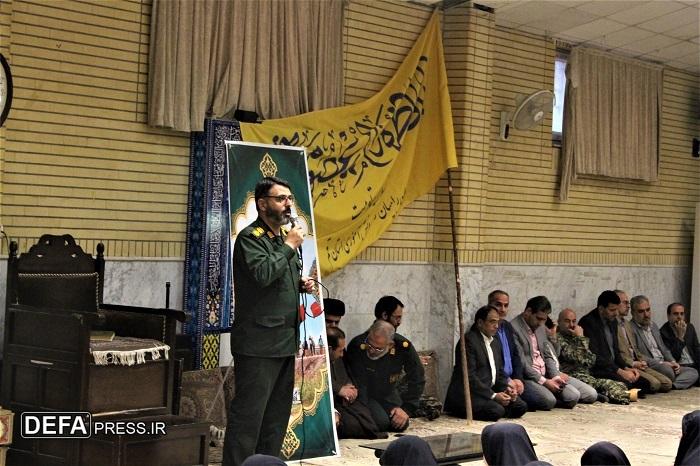 اعزام ۱۰ هزار دانشآموز از قم به مناطق عملیاتی جنوب کشور اعزام ۱۰ هزار دانشآموز از قم به مناطق عملیاتی جنوب کشور