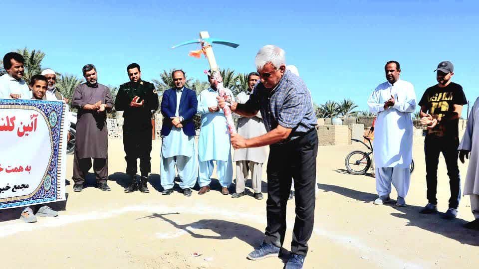 آغاز ساخت مدرسه ۱۲ کلاسه به همت پدر و پسر خیر در سراوان