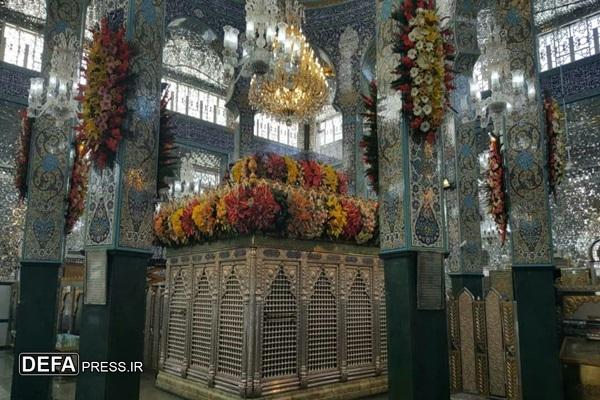 امروز بانوان با تأسی از سیره زینبی، در مسیر صبر خدمت و ایثار گام بردارند امروز بانوان با تأسی از سیره زینبی، در مسیر صبر خدمت و ایثار گام بردارند