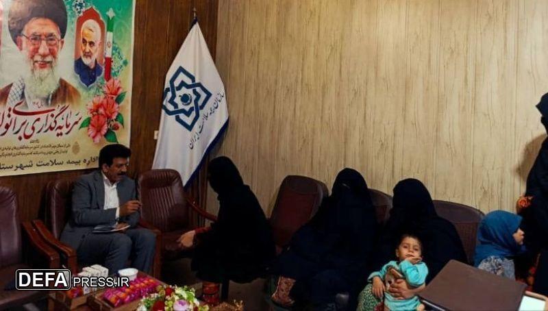 کاروان سلامت در مناطق محروم خاش / همدلی پزشکان با نیازمندان کاروان سلامت در مناطق محروم خاش / همدلی پزشکان با نیازمندان