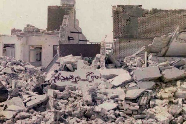 نوای زنگ شهادت در مدرسه پیروز بهبهان