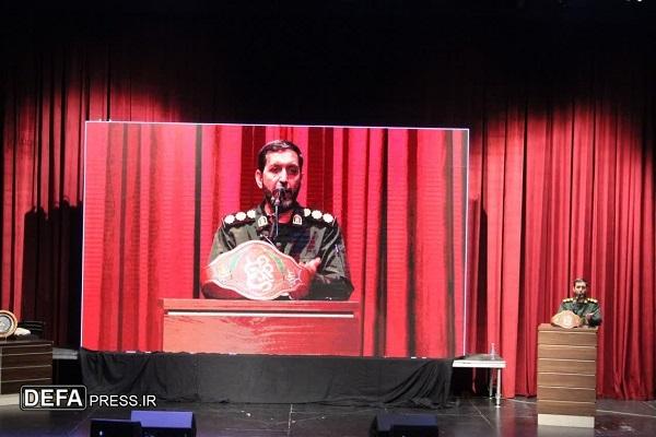 پهلوانان و قهرمانان ملی از دامان مادران تربیت می‌شوند
