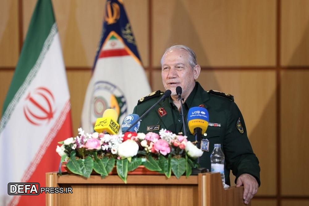 سرلشکر صفوی: جنگ کریدورها، میدان تازهای برای نقشآفرینی راهبردی ایران است سرلشکر صفوی: جنگ کریدورها، میدان تازهای برای نقشآفرینی راهبردی ایران است