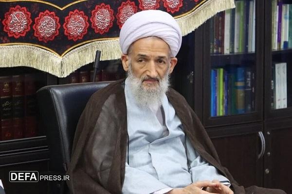 معرفی قرآن و معارف آن، بهترین راهبردها برای تقویت انقلاب است معرفی قرآن و معارف آن، بهترین راهبردها برای تقویت انقلاب است