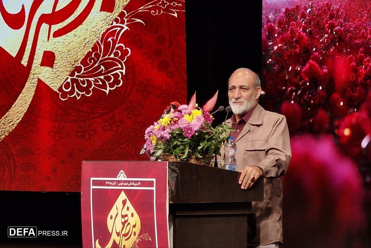 فروزنده: همدلی مردم در جنگ ۱۲ روزه دشمن را ناامید کرد فروزنده: همدلی مردم در جنگ ۱۲ روزه دشمن را ناامید کرد