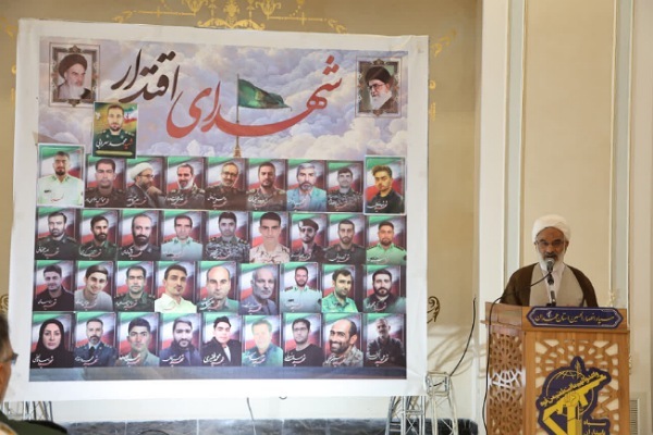 پیروزیهای جبهه انقلاب مرهون ایثار خانوادههای شهداست
