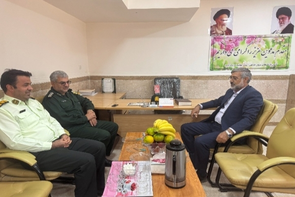 هر یک از پیشکسوتان دفاع مقدس یک گنجینه هستند