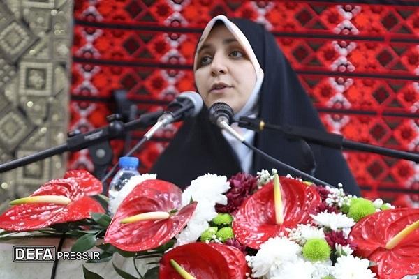 دختران عشایر، نماینده اصیلترین و نابترین باورهای ایرانی هستند دختران عشایر، نماینده اصیلترین و نابترین باورهای ایرانی هستند