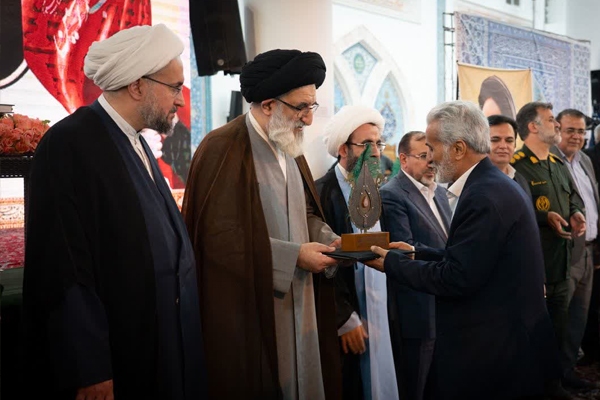 تصاویر/ هشتمین آئین تجلیل از پیرغلامان حسینی استان البرز