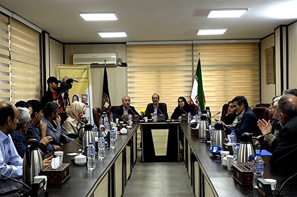 فیلم/ نشست تخصصی بایسته‌ها و نبایسته‌های خاطره‌نگاری آزادگان