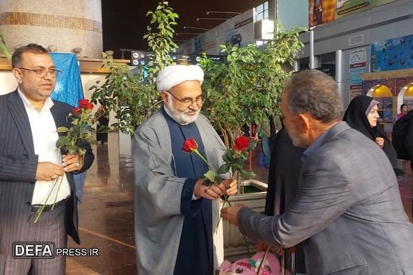 تشرف کاروان خانواده شهدای اوین به مشهدالرضا+ تصاویر تشرف کاروان خانواده شهدای اوین به مشهدالرضا+ تصاویر