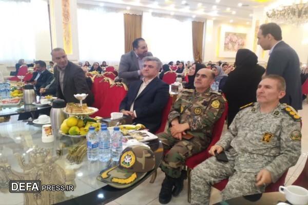 تجلیل از پیشکسوتان نیروهای مسلح در قزوین/ ادای احترام به سنگرنشینان عزت و اقتدار ایران تجلیل از پیشکسوتان نیروهای مسلح در قزوین/ ادای احترام به سنگرنشینان عزت و اقتدار ایران