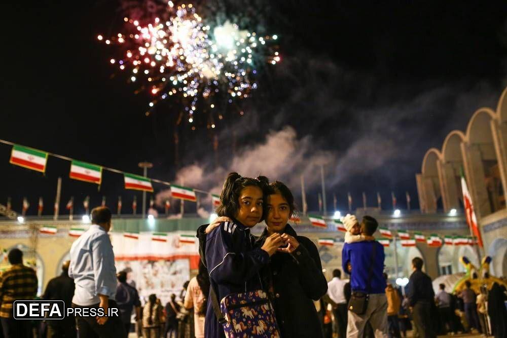 پایان باشکوه جشنواره بزرگ «شادبوم» با حضور بیش از ۲۰۰ هزار نفر پایان باشکوه جشنواره بزرگ «شادبوم» با حضور بیش از ۲۰۰ هزار نفر