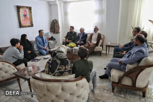 دیدار مسئولان ارشد خراسان شمالی با خانواده شهدا به مناسبت برگزاری کنگره ملی سههزار شهید دیدار مسئولان ارشد خراسان شمالی با خانواده شهدا به مناسبت برگزاری کنگره ملی سههزار شهید