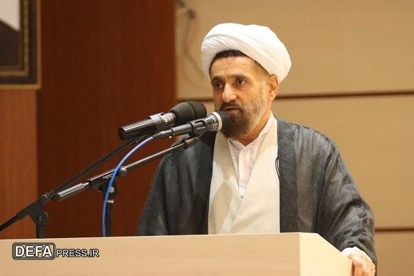 نماز مهمترین پایه اخلاق، آرامش و امید در جامعه است نماز مهمترین پایه اخلاق، آرامش و امید در جامعه است