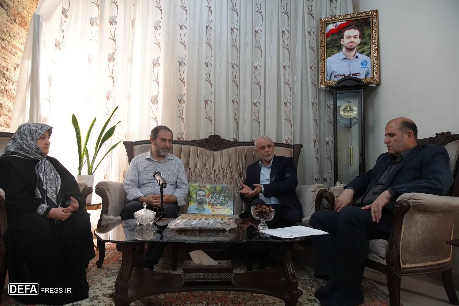 اوحدی: تکریم مقام شامخ خانواده‌های شهدا وظیفه ذاتی و اصلی دولت است