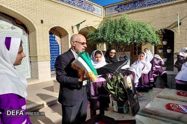 بازدید دانش آموزان ساروی از موزه دفاع مقدس و مقاومت مازندران+ تصاویر