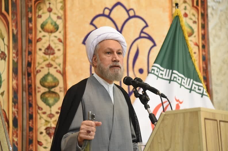 جلوه‌گری مذهبی شیراز باید در شأن حرم سوم اهل بیت باشد